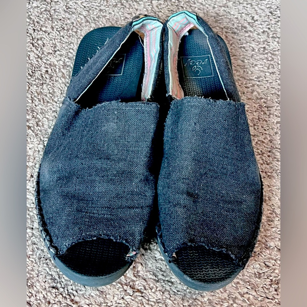 Reef Escape Sling Sandals Black Minimalist Natural Fibers
